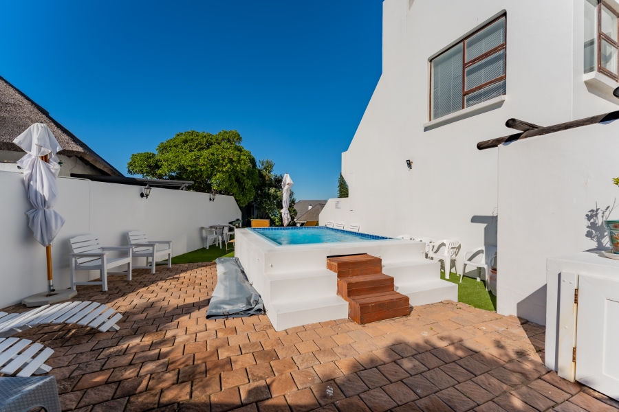 10 Bedroom Property for Sale in St Francis Bay Village Eastern Cape
